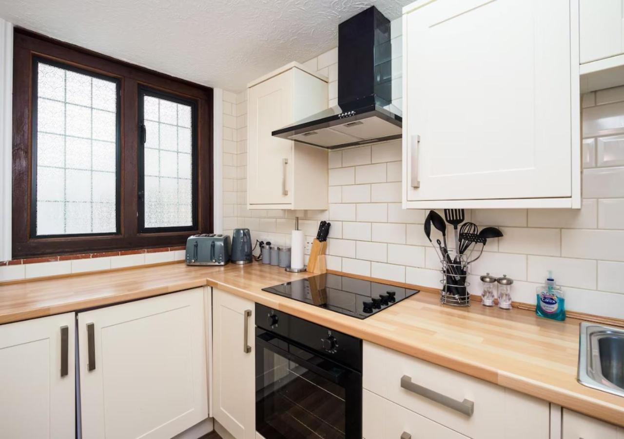 Country Cottage 2Br With Hot Tub And Tennis Court Chiddingly Екстериор снимка